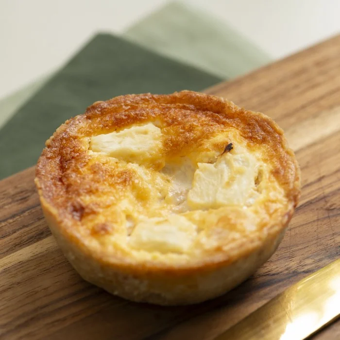 Quiche de frango com abacaxi caramelizado